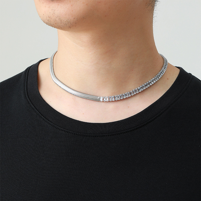 New Hip Hop Necklace Women's Blade Fashion Copper Set Zirconia Cuban Snake Bone Chain_voghion.com