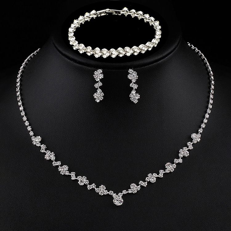 Collana con tre orecchini e catena a forma di artiglio della sposa, con temperamento saldato ad acqua e diamanti, set minimalista N5566_voghion.com