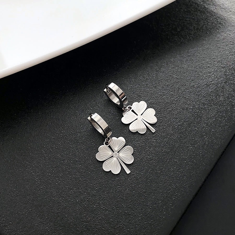 Edelstahl-Kleeblatt-Ohrring-Halsketten, Boho-Schlange, Fischgrätenmuster, Klingenkette, Gothic, klassische Kleeblatt-Anhänger-Halskette für Frauen, Schmuck, feines Geschenk_voghion.com