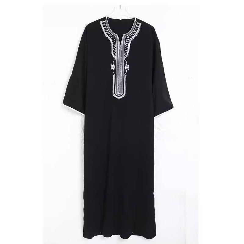 Langes Herrenhemd, lässige Jugend, gewöhnliche schwarze bestickte Robe_voghion.com