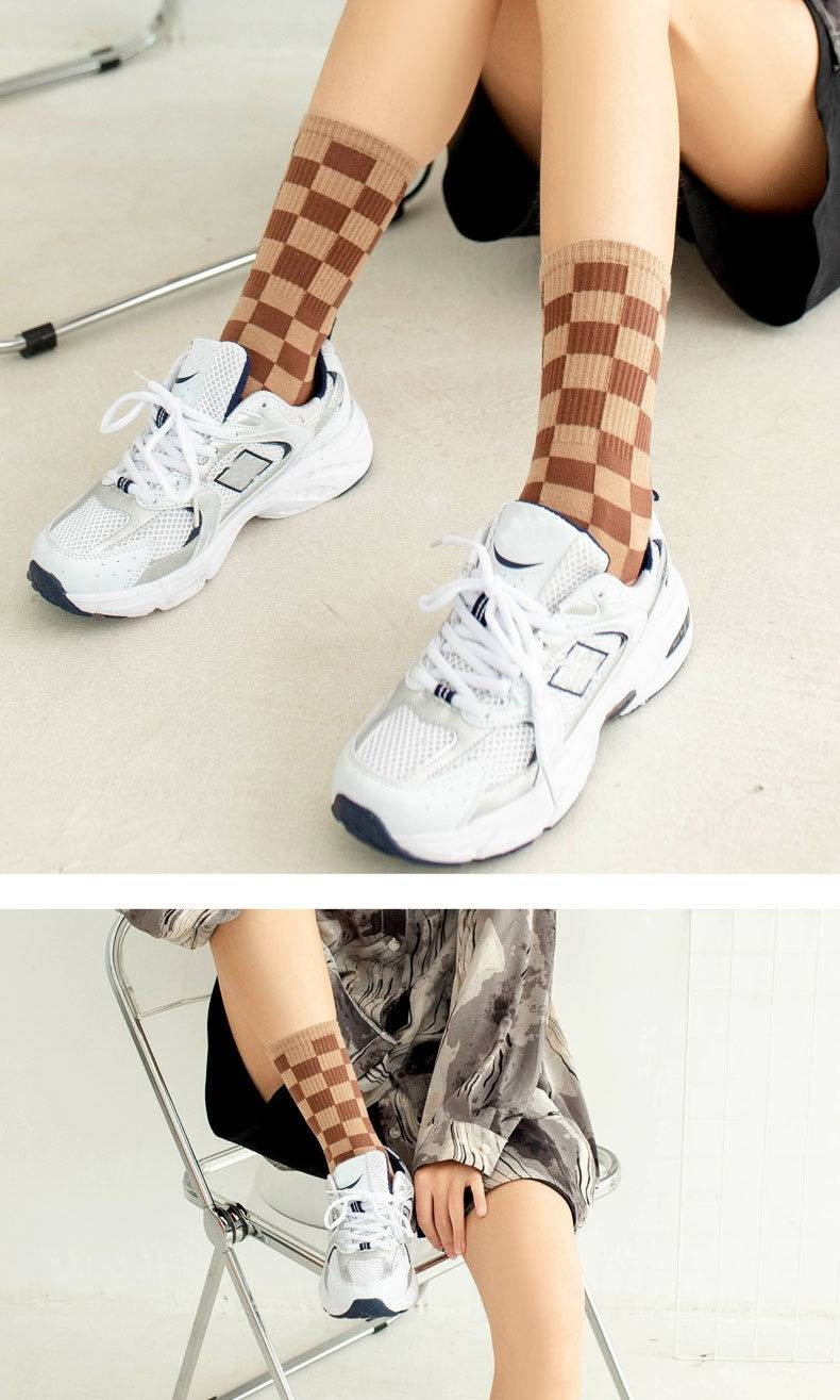 6 Pairs--Checkerboard Men's And Women's Fashion Street Brand Mid Tube Academy Style Cotton Skateboarding Socks_voghion.com