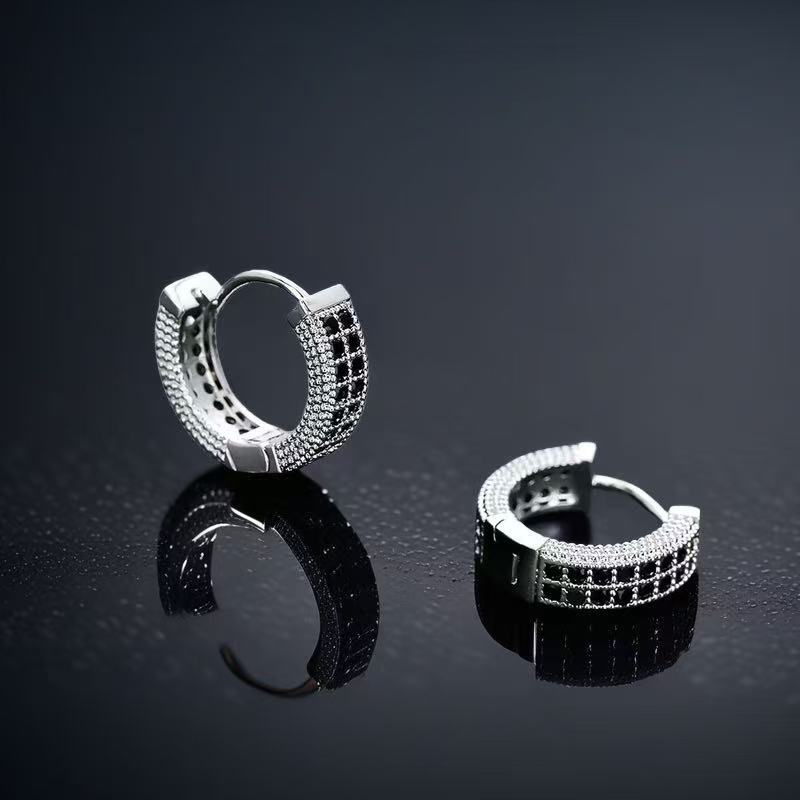 Glamouröse CZ-Ohrstecker für Männer und Frauen – hypoallergene U-förmige Creolen mit funkelnden schwarzen Diamanten (Gold/Silber/Schwarz, einzeln/Paar)_voghion.com
