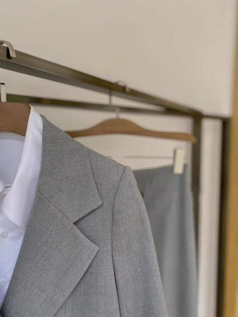Conjunto de blazer profissional e calça de perna larga para mulheres - Roupa confortável para escritório e casual (blazer cinza / blazer e calça cinza, P/M/G/GG)_voghion.com