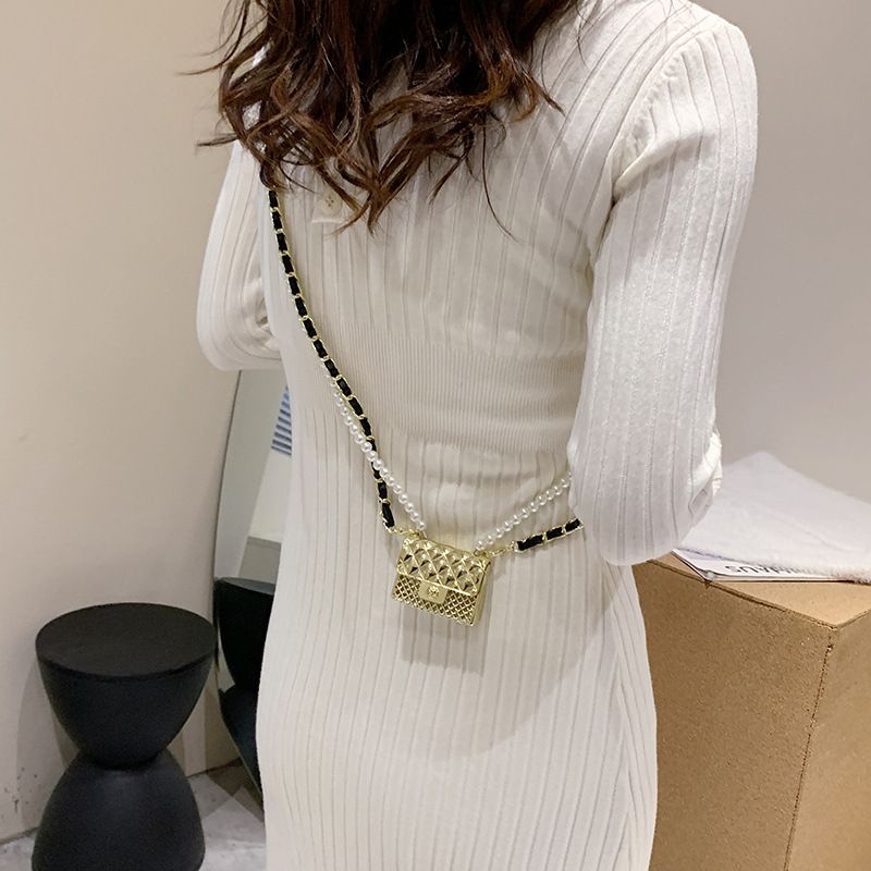 Borsa a tracolla con catena di perle trapuntata mini di alta moda per donna 2023, nuova nicchia_voghion.com