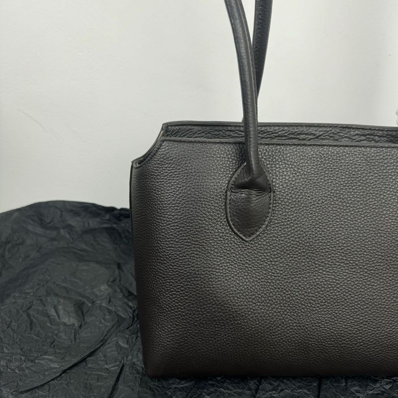 2024 Genuine Leather Simple Style Shoulder Senior Sensory Communication, Hardworking Handbag, Large Capacity Handbag_voghion.com