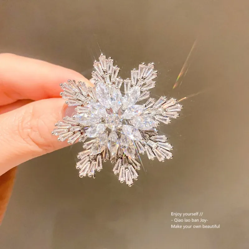 Designer Silver Toned Snowflake Brooch With Sparkling Crystals Delicate Daily Elegant Jewelry Gifts For Her High -_voghion.com