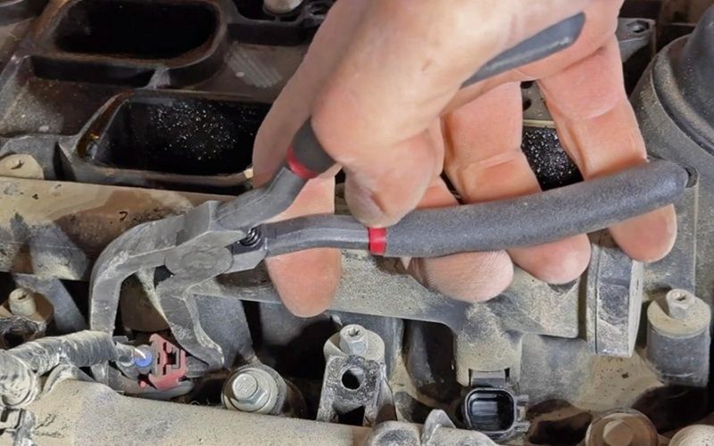 Automotive Line Breaker Pliers Disconnecting pliers Multi-purpose pliers Wire Cutting Pliers Electrical Disconnect Pliers_voghion.com