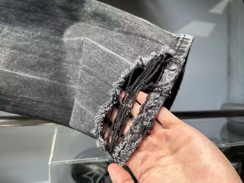 Männerkleeder Demna Flared Destroyed Flared Versatile Short Cleanfit Tall Jeans_voghion.com