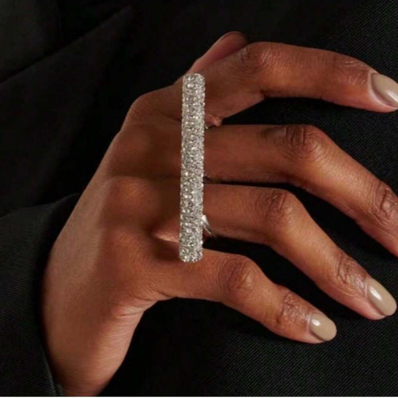 Anel feminino geométrico de dedo duplo com strass simples ajustável e moderno_voghion.com