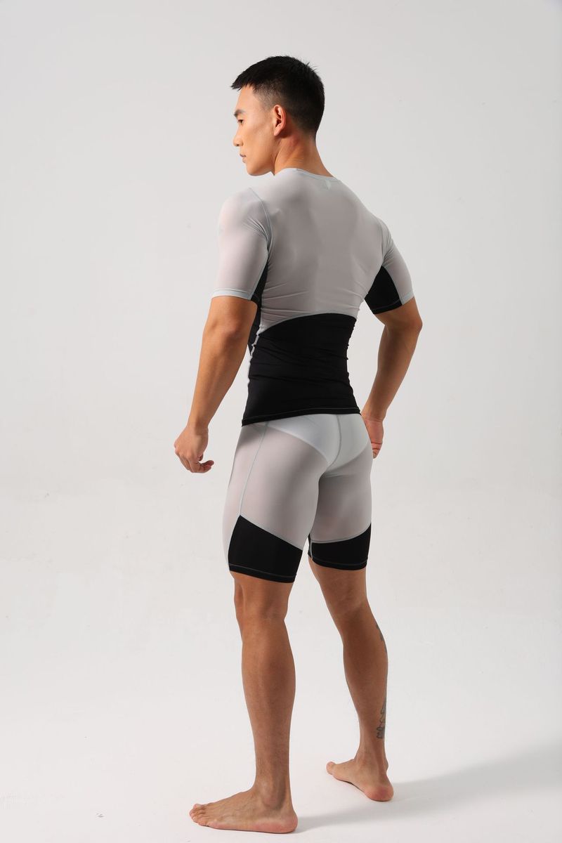 Abbigliamento da uomo, collant fitness color carne, comodi e super elasticizzati_voghion.com