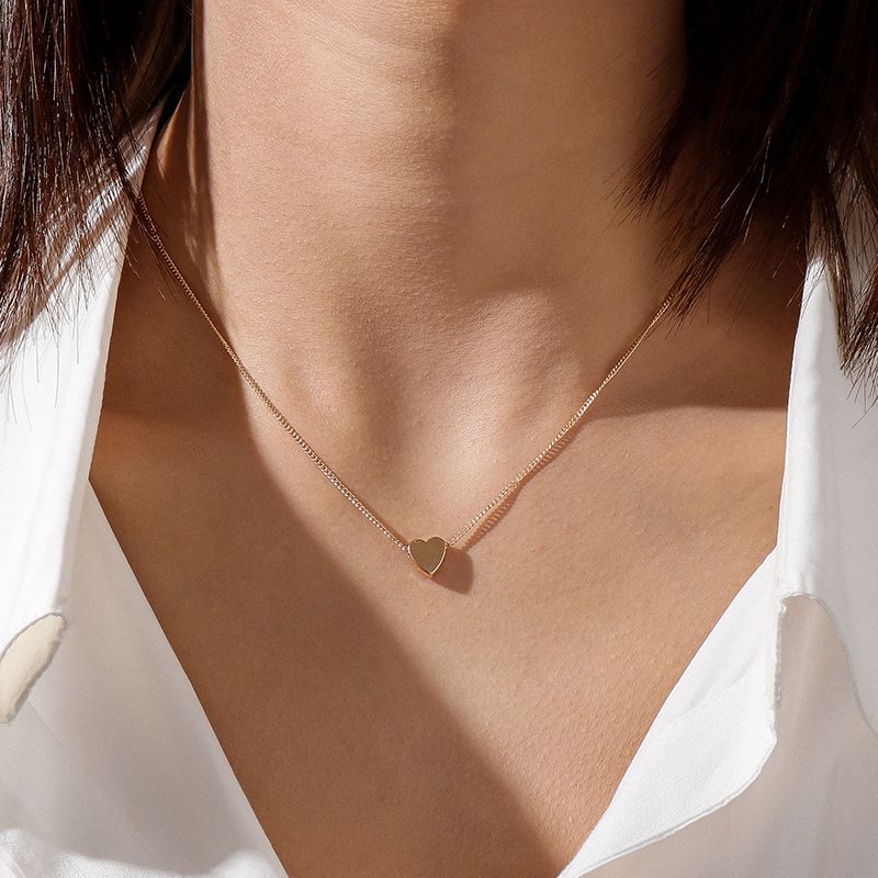 Fashion Fashion Tiny for Women Short Chain Heart Shape Pendant Gift Bohemian Choker Necklace Birthday Gifts_voghion.com