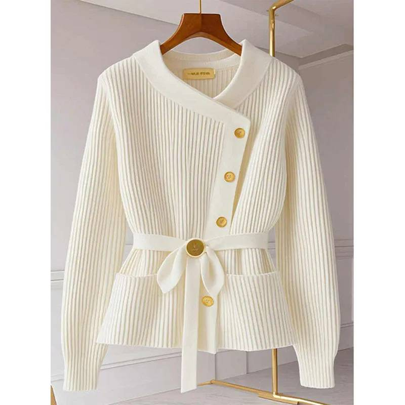 Elegancki sweter z dzianiny i spódnica z wysokim stanem – elegancki strój biurowy dla kobiet, wygodny i stylowy, dostępny w dużych rozmiarach_voghion.com