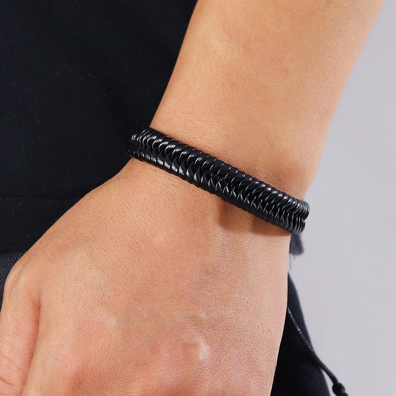 Bracelet en cuir tissé fait main, accessoires de style punk, simple, tendance, bijoux tendance, tendance, tendance, tendance_voghion.com