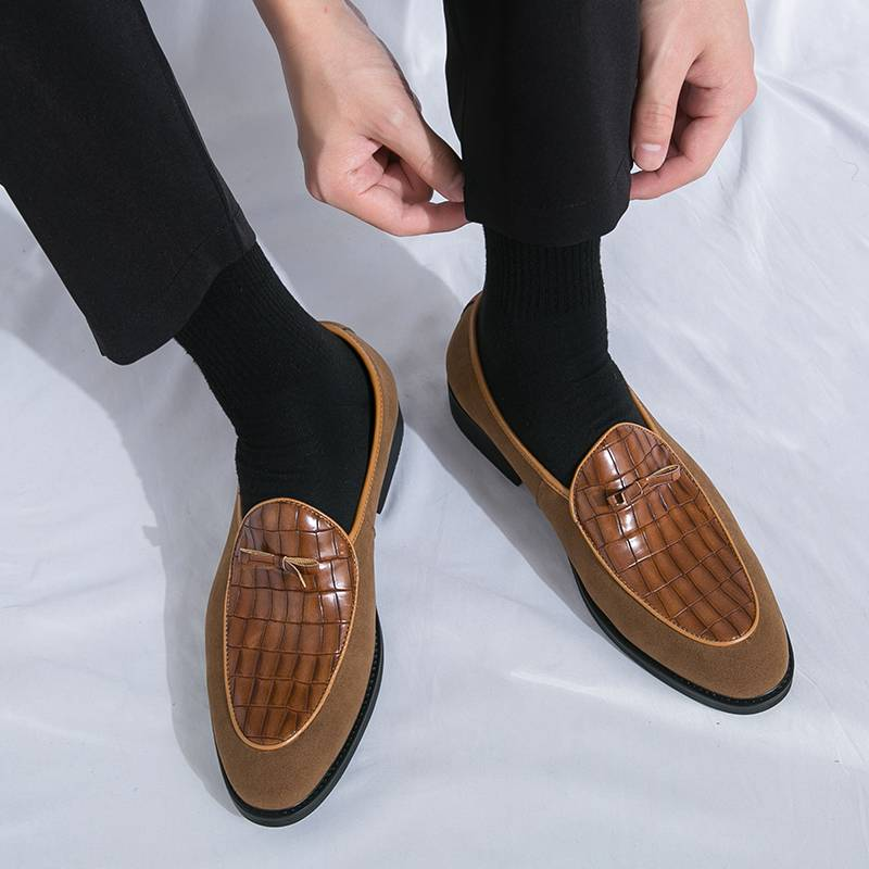 Herrenschuhe Casual Herren Loafer Atmungsaktive Büro Formelle Schuhe Herren Designer Slip On Driving Schuhe Plus Größe 38-46_voghion.com