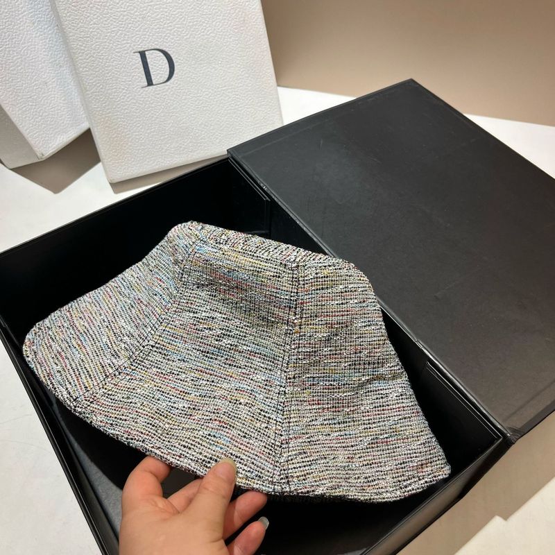 2025 High-Quality Japanese Style Bohemian Ethnic Bucket Fashion A Version Face-Slimming Sunshade Fisherman Hat_voghion.com