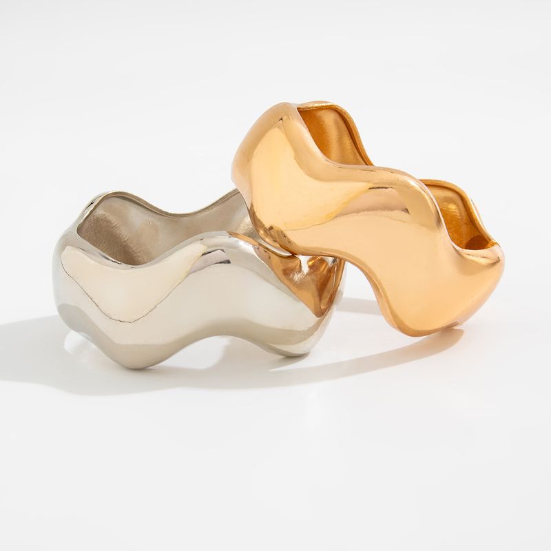 braclet Exaggerated Ins Heavy Metal Smooth Bracelet Geometric Design Personality Wide Bracelet_voghion.com