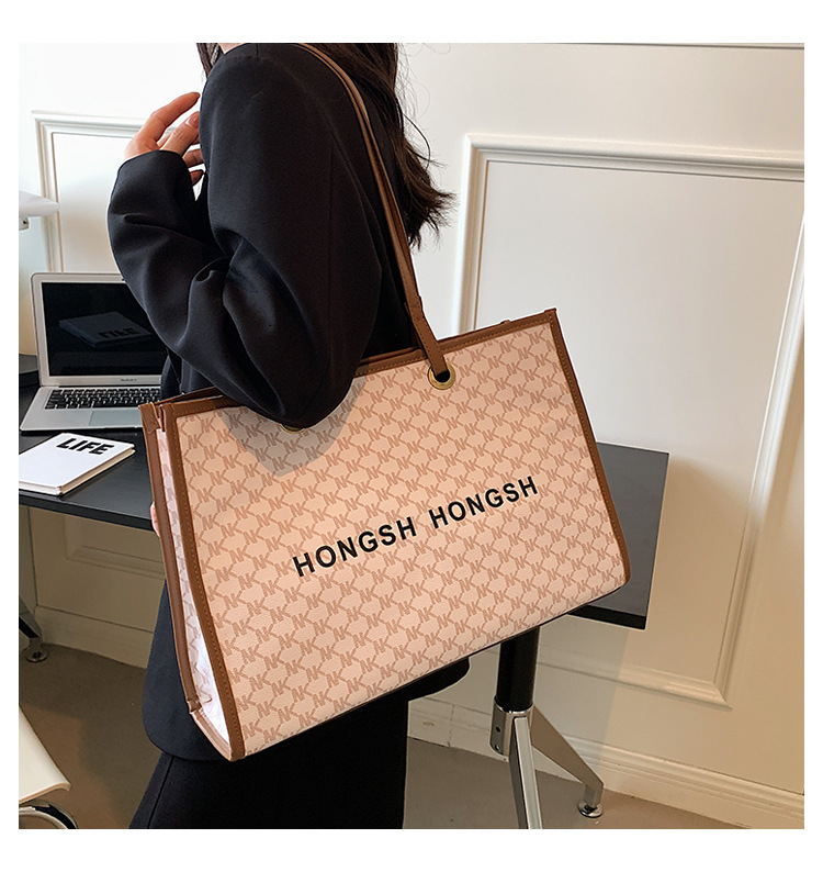 Borsa a tracolla all-in-one retrò da pendolare di moda da donna di nuova moda di grande capacità 2023. Borsa tote per classe universitaria_voghion.com