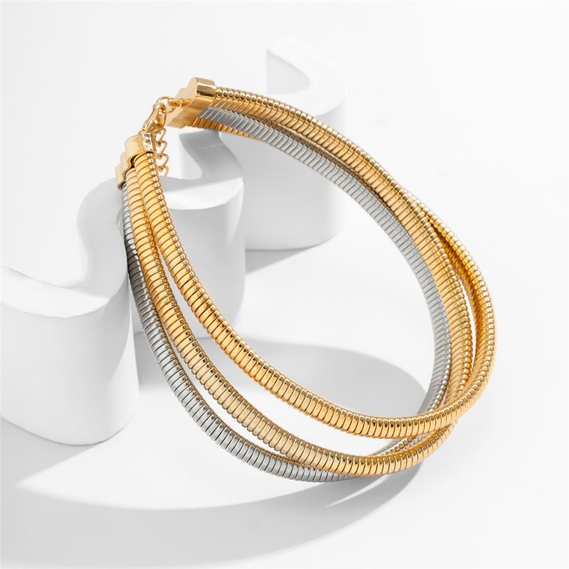 2025 New Arrivals Ingemark Exaggerated Chunky Heavy Metal Twisted Torques Choker Necklace for Women Spiral Big Chain Grunge Jewelry_voghion.com