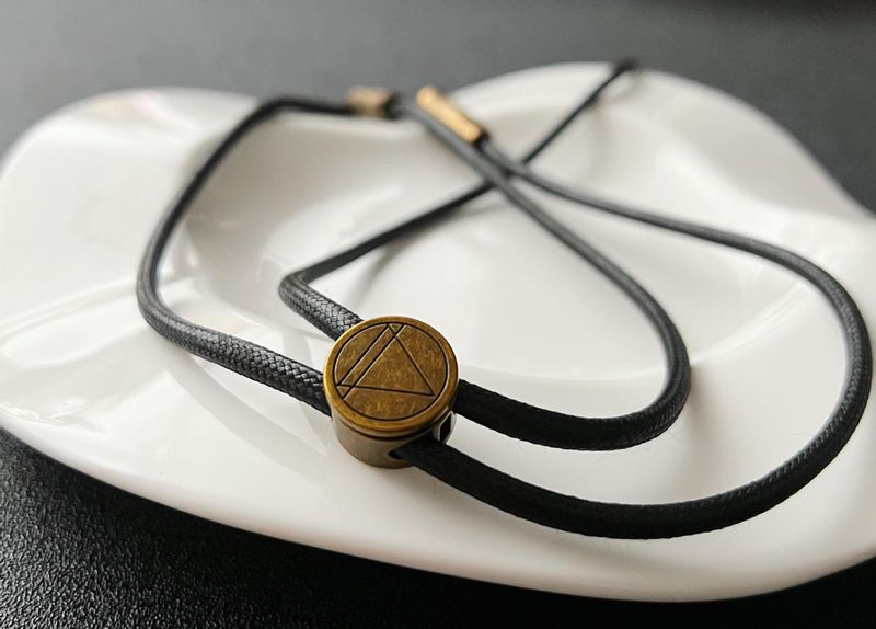 Cravatta piccola da uomo, nuova maglietta semplice, collana, retro verde antico regolabile, cravatta a farfalla in corda_voghion.com