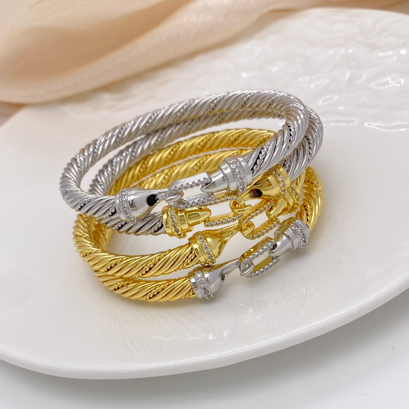 Retro Horseshoe lock cable collar and versatile bracelet_voghion.com