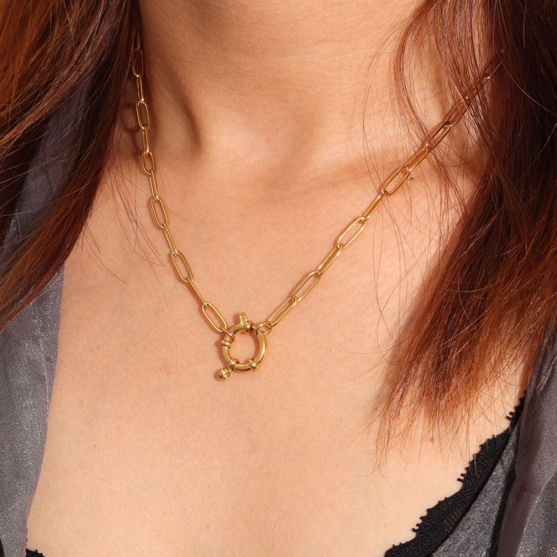 Collana con ciondolo a forma di O con fibbia a molla, in acciaio inossidabile, placcato oro K, per donna_voghion.com