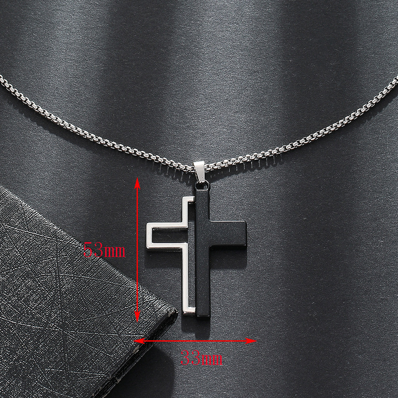 Collana con croce bianca nera lucida, felpa con cappuccio da uomo di nicchia alla moda con un design a collana lunga e accessori_voghion.com