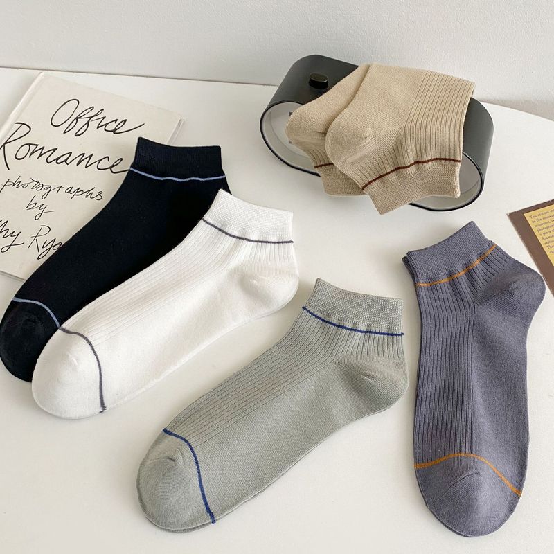 2025d Frühling Sommer Neue Gestreifte Boot Mode Einfache Einfarbige Herren Kurze Schweißabsorbierende Atmungsaktive Baumwollsocken_voghion.com