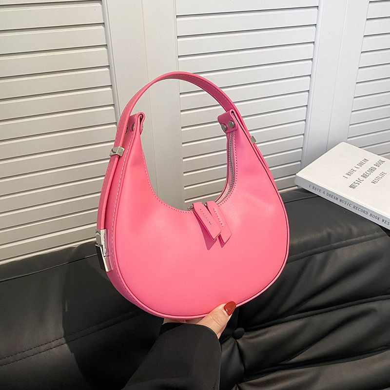 2024 Neue Handtasche im Nischendesign, modische bonbonfarbene Macaron-Trendy-One-Shoulder-Underarm-Knödeltasche, geeignet zum Einkaufen_voghion.com