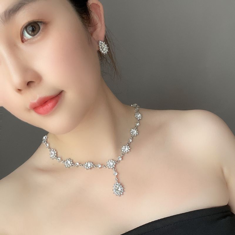 Orecchini di cristallo, collana, set di gioielli, forniture per matrimoni, accessori da donna super scintillanti_voghion.com