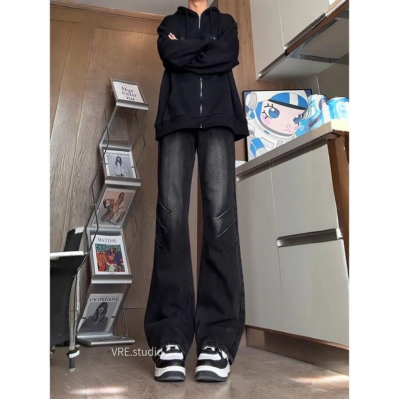 2025 Sommer Schwarz Grau Plissee Curved Knife Jeans Herren Style American Vibe Hohe gerade Beinhose Leicht ausgestellt_voghion.com