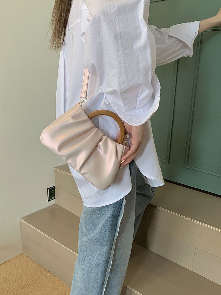 Borsa a tracolla plissettata da ragazza in bianco perla, nuova borsa da donna 2024, borsa da donna alla moda ed elegante_voghion.com