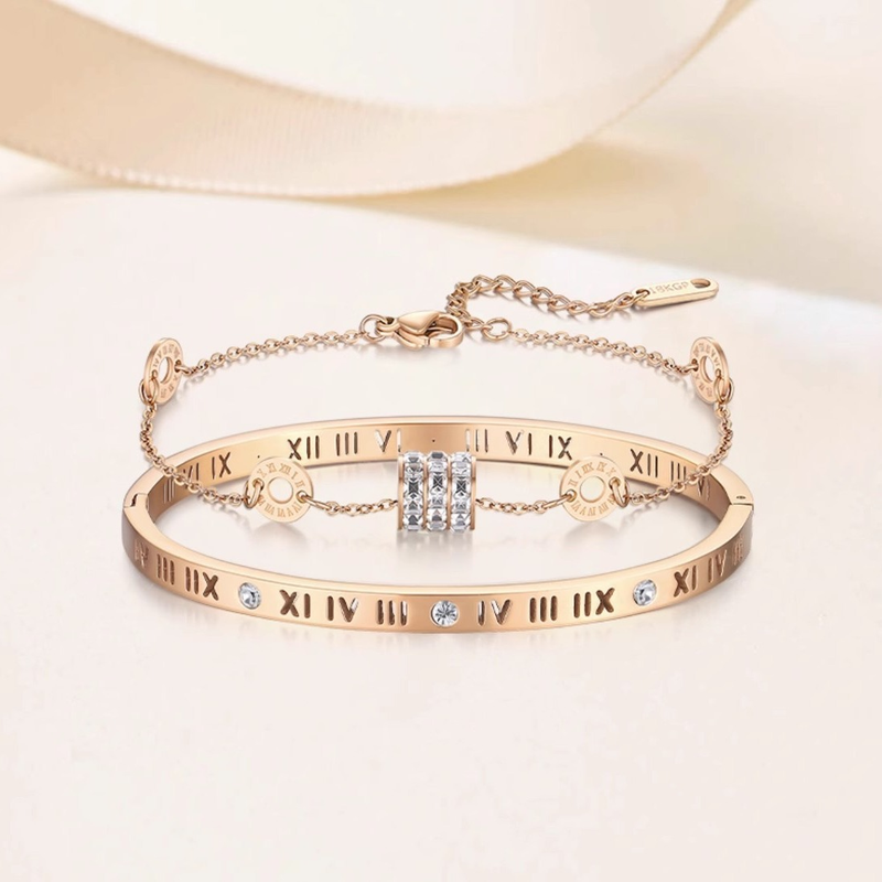 Bracciale con numeri romani per donna, semplice bracciale aperto in acciaio al titanio e oro madreperla_voghion.com