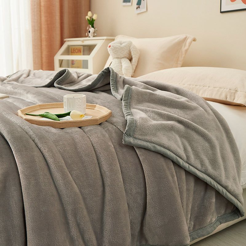 Controllo qualità coperta in velluto di latte di colore puro coperta per furetto calda spessa lenzuolo regalo invernale piccola trapunta coperta per ginocchia_voghion.com