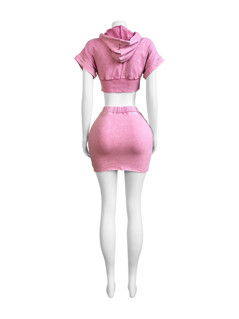 Roupas femininas lavadas, desgastadas, com decote em V, manga morcego, umbigo exposto, saia com capuz_voghion.com