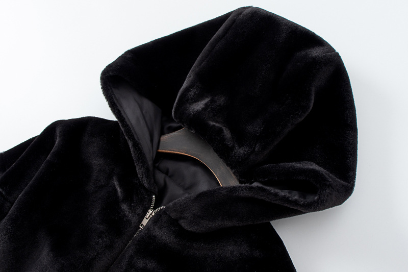 Kurze Damenjacke mit Kunstpelzkapuze – Streetstyle-Mantel mit hoher Taille und kuscheligem Fleecefutter (Weiß/Schwarz, S/M/L)_voghion.com