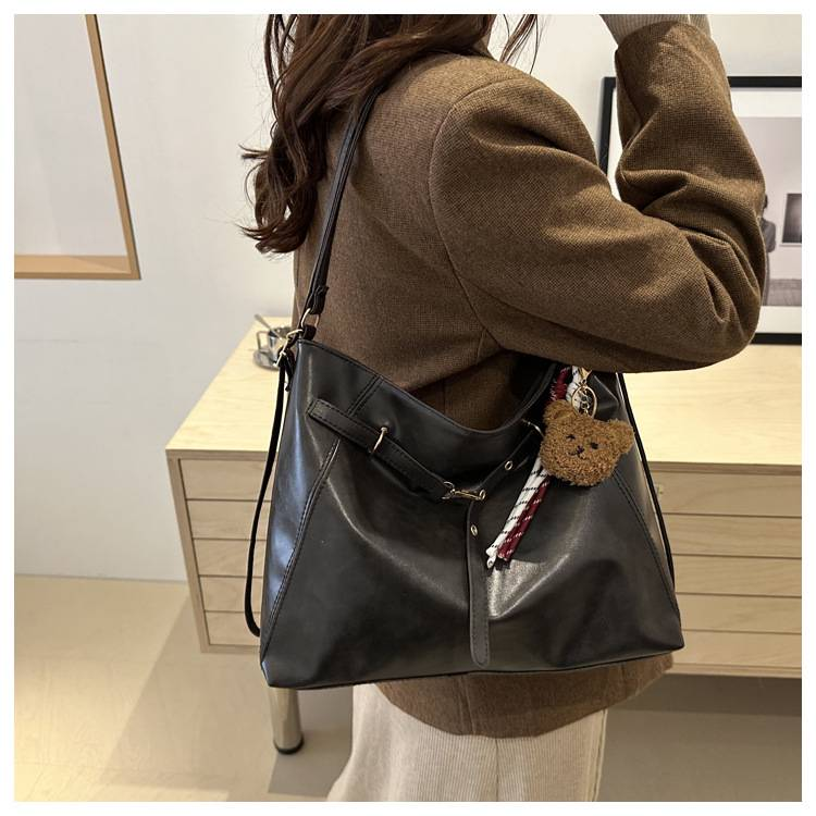 Nuova moda retrò borsa a tracolla grande borsa tote semplice e versatile zaino da pendolare sottobraccio_voghion.com