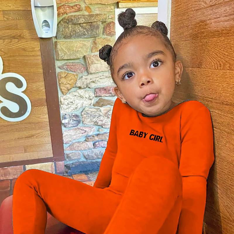 Kinderkleidung, neuer mehrfarbiger langärmliger Pullover, sportlicher, lässiger Overall für Kinder_voghion.com