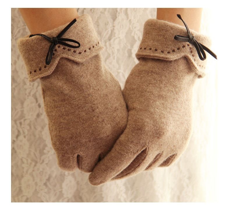 Neue koreanische Version des Wollkaschmir-Touchscreens mit gepunkteter Stickerei und Lederschleife für warme Split-Finger-Handschuhe für Damen_voghion.com
