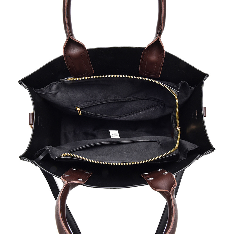 Middle-aged mother messenger bag 2024 new simple temperament shoulder soft leather bag_voghion.com