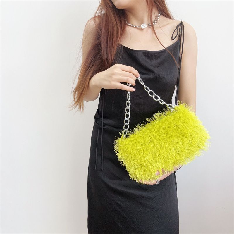 Plüschhandtaschen, Pelz-Unterarmtaschen, Schultertaschen, Kettentaschen, Abendtaschen_voghion.com