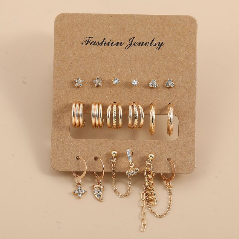 Orecchini a perno in lega di moda con micro pavé di diamanti a forma di C, 8 pezzi, set di zirconi, gioielli_voghion.com