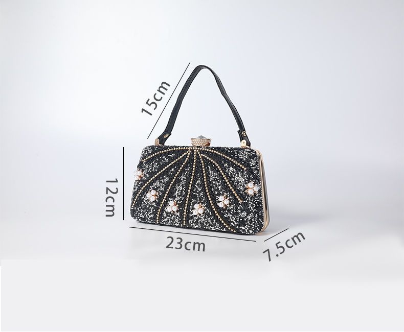 Diamanti intarsiati alla moda e super belli per le celebrità femminili, tracolla monospalla con diamanti acquatici alla moda_voghion.com