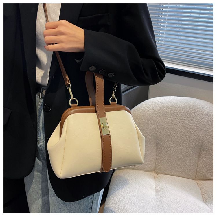 Luxuriöse Designer-Handtaschen, hochwertige, elegante Geldbörse für Damen, neue trendige, modische Nischen-Umhängetasche aus weichem Leder, vielseitig einsetzbar
_voghion.com