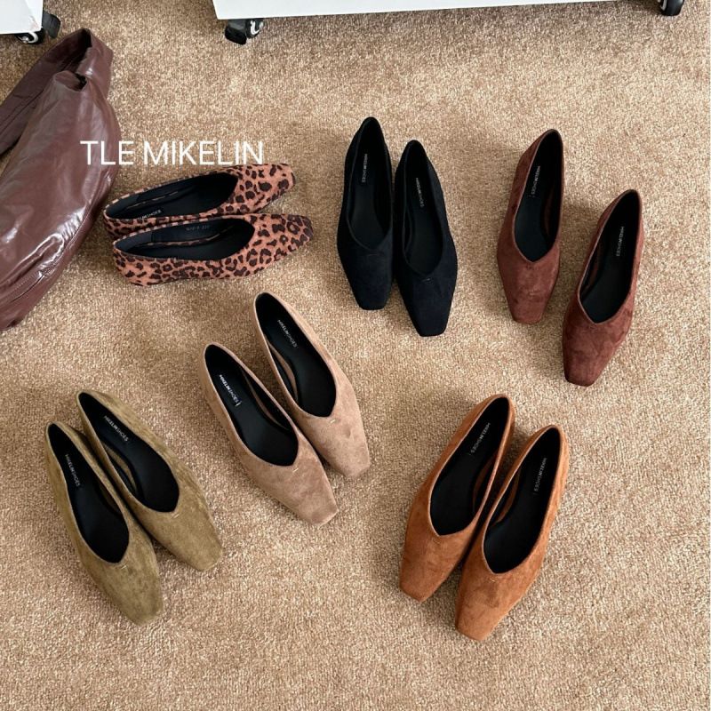 Inner Height Increase Square Toe Suede Leopard Print Women's 2025 New Autumn French Style Black Commuter Shoes_voghion.com