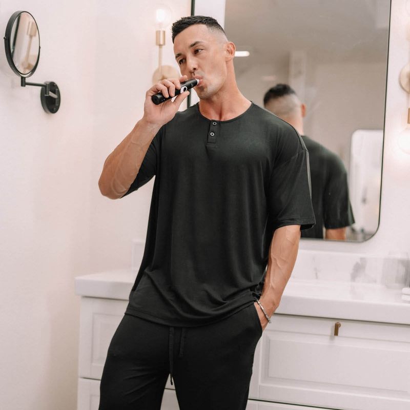 Muscle Fitness Men's Spring/Summer New Sports Leisure Loose Smooth Plate Solid Comfortable Cotton Short Sleeve T-shirt_voghion.com