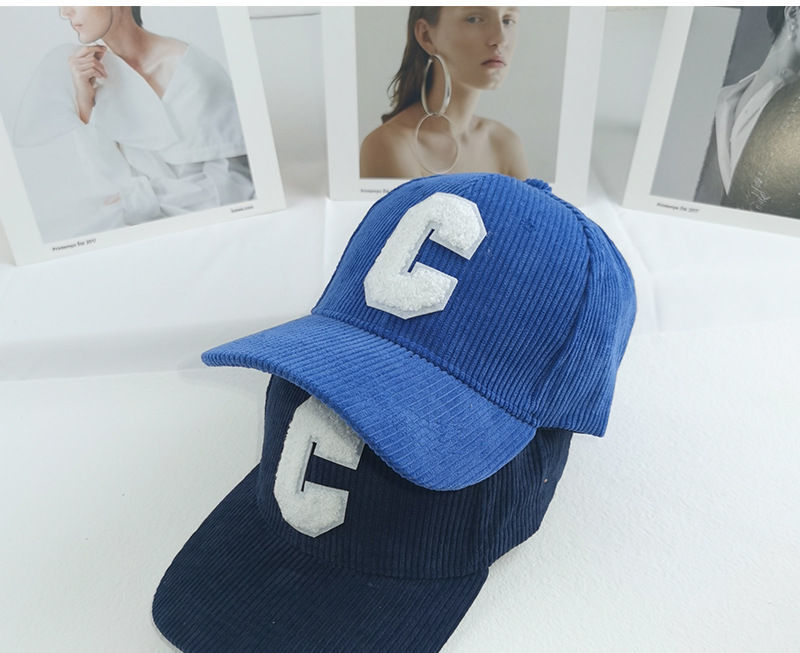Modieuze corduroy baseballpet voor dames met letter C snapback voor dames, winkelkleding, verstelbare casual caps, hiphophoeden_voghion.com