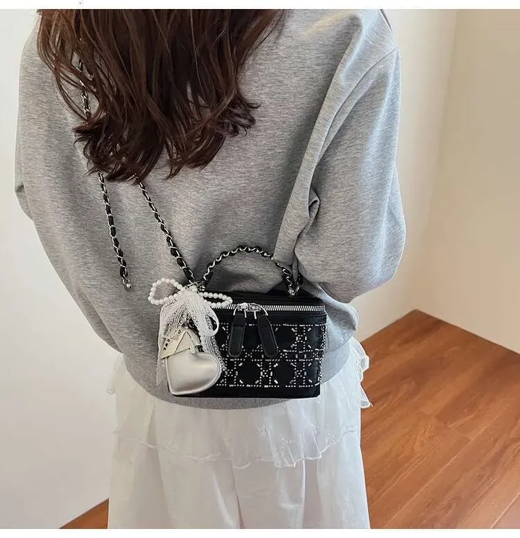Borsa a tracolla piccola quadrata semplice in stile coreano, con catena di alta qualità, per donna, estiva_voghion.com
