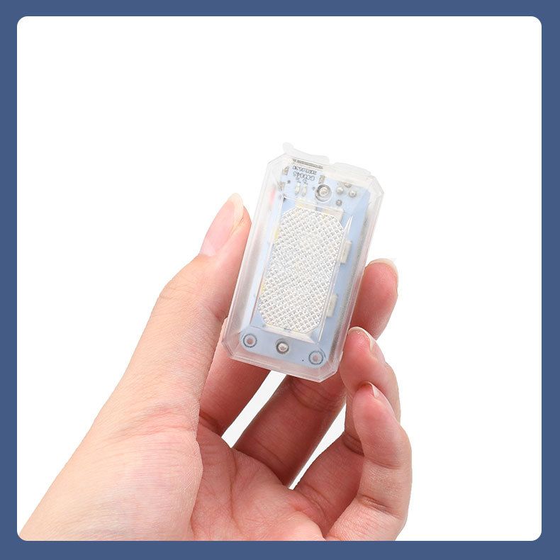 Vente chaude éclairage de survie de sécurité grande capacité lampe de vélo lampe de travail avertissement boîte à lumière d'épaule USB_voghion.com
