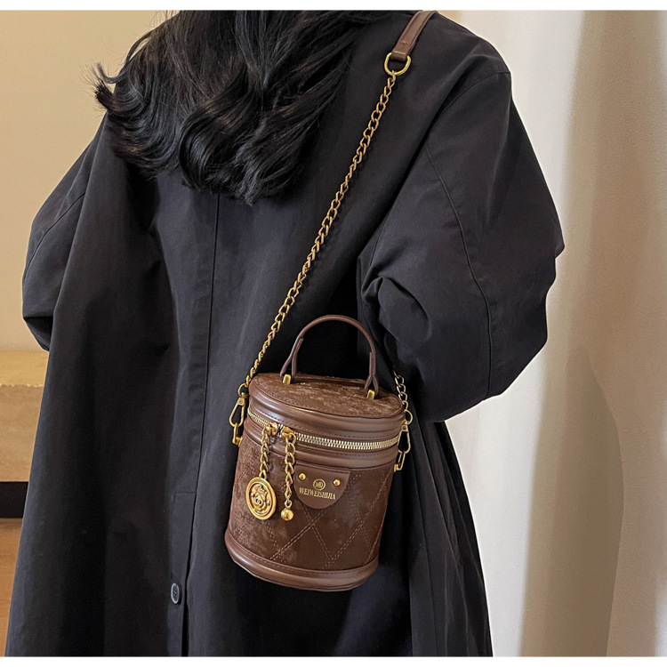 2024 m. Naujas Retro Bucket Krepšys, Universali grandinėlė, Madingas rankinis pečių krepšys, Didelės talpos madingas Crossbody Bag, madingas_voghion.com