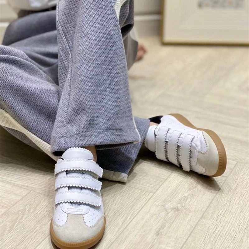 2024 Spring New Top Leather Niche Velcro Thick Bottom Casual Board Round Head Little White De Xun Women's Shoes_voghion.com